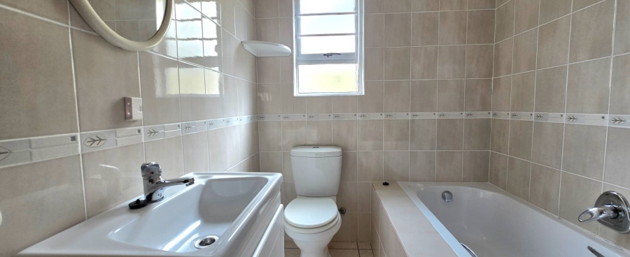 3 Bedroom Property for Sale in Franskraal Western Cape